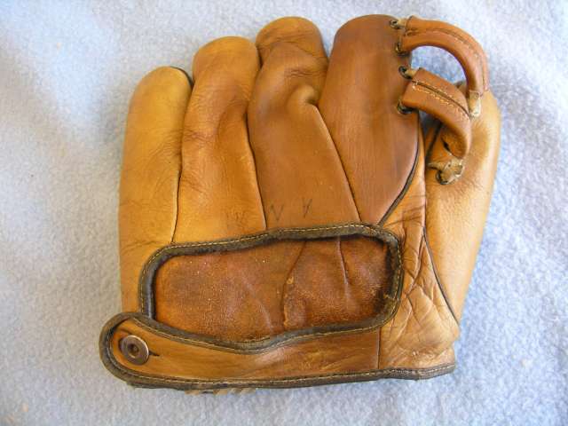 Randy Moore Globe 2X2 Back Doug